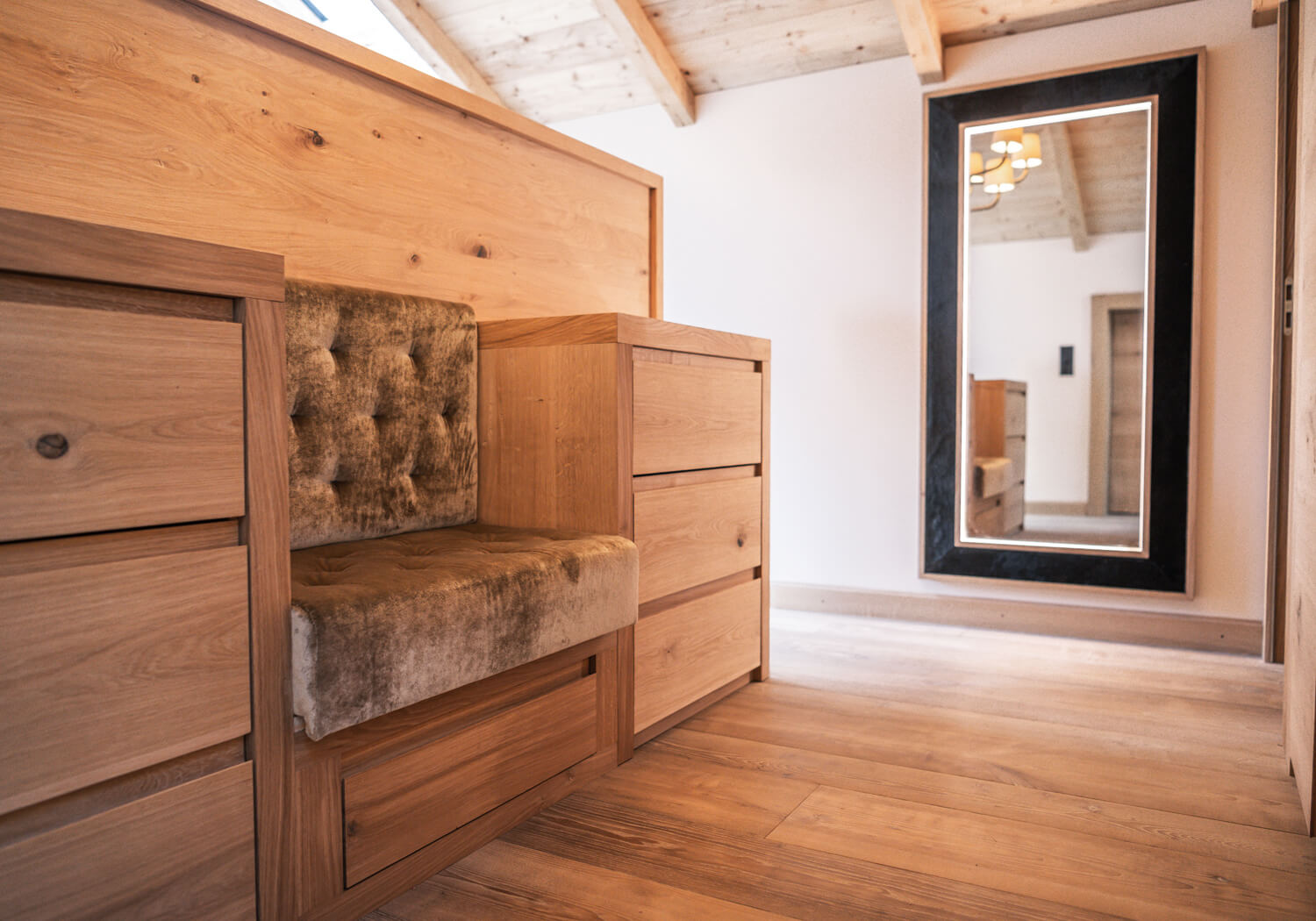 Moderne Ferienwohnung in den Bergen - Bärtsch Architektur, Baumanagement, Innenarchitektur, Innenausbau - Klosters (Graubünden) Zürich