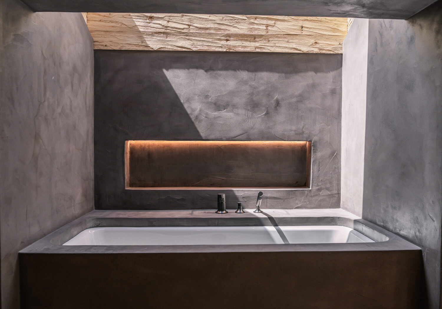 Moderne Ferienwohnung in den Bergen - Bärtsch Architektur, Baumanagement, Innenarchitektur, Innenausbau - Klosters (Graubünden) Zürich