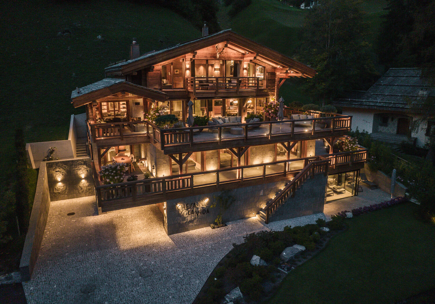 Stilvolles Chalet in den Bergen - Bärtsch Architektur, Baumanagement, Innenarchitektur, Innenausbau - Klosters (Graubünden) Zürich