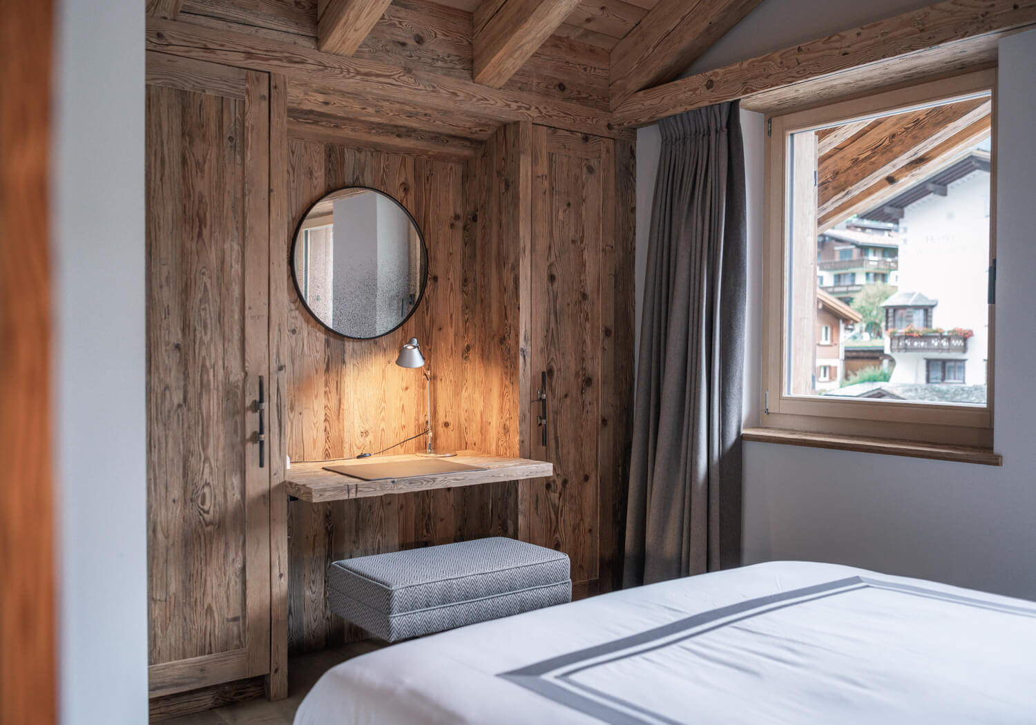 Umbau Privatwohnung in den Bergen - Bärtsch Architektur, Baumanagement, Innenarchitektur, Innenausbau - Klosters (Graubünden) Zürich